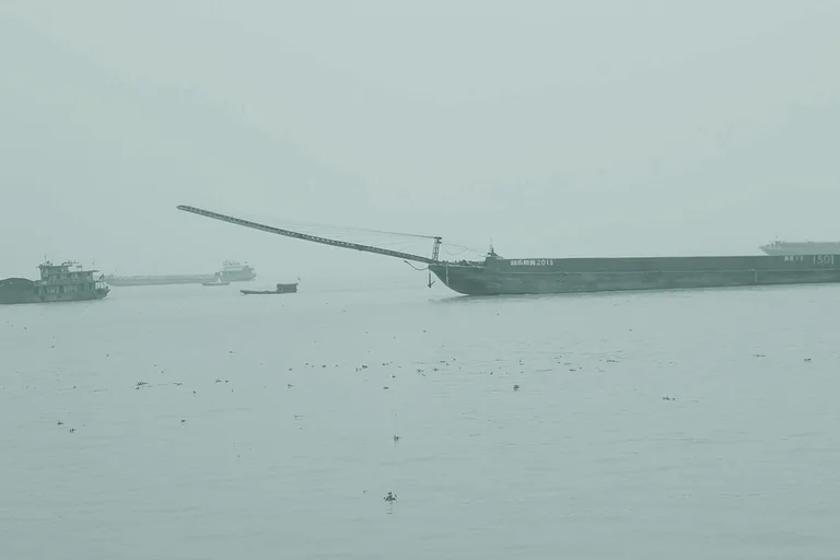 洞庭湖实景的艺术化背景预览