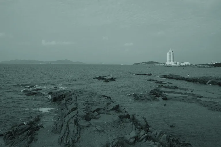 黄海实景的艺术化背景预览