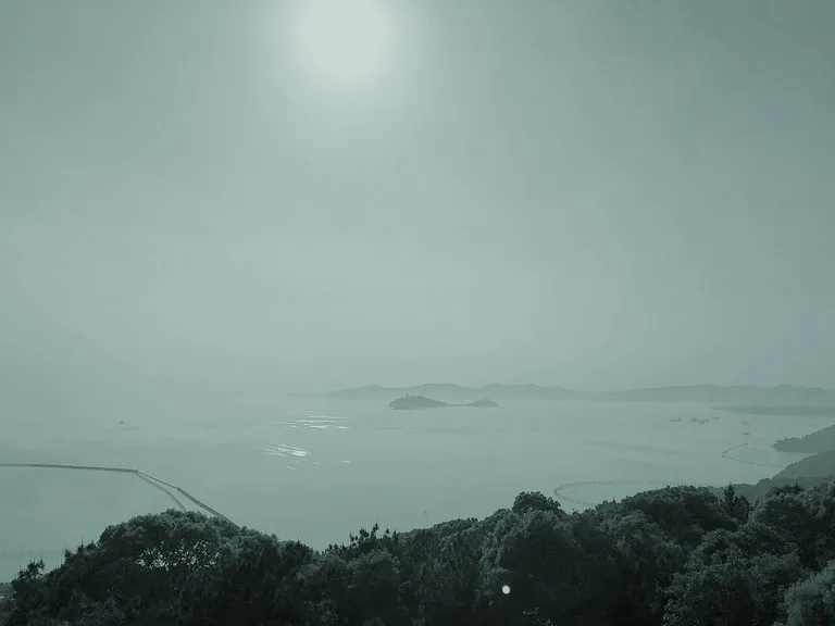 太湖实景的艺术化背景预览